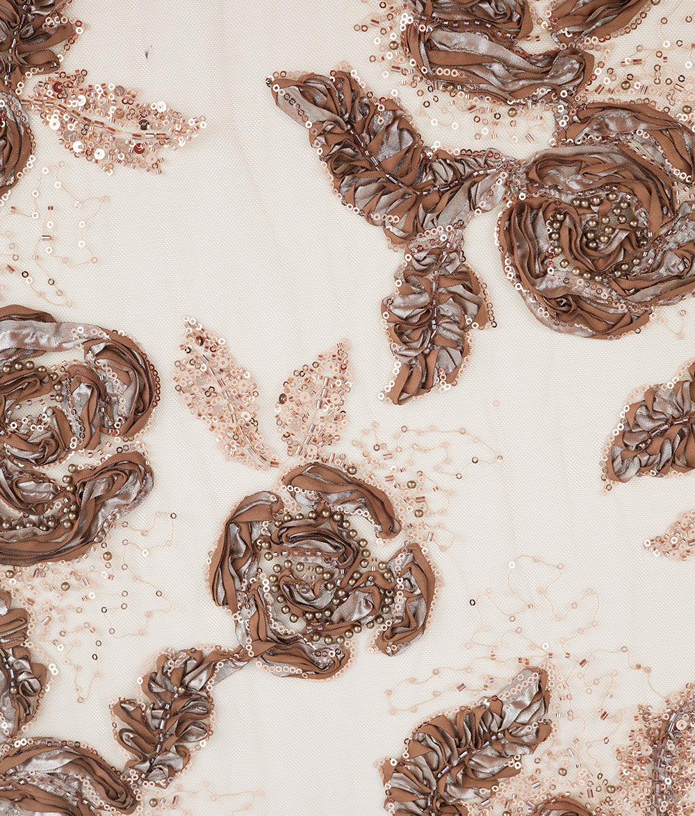 Maeve Embroidery Fabric (25DY03174)