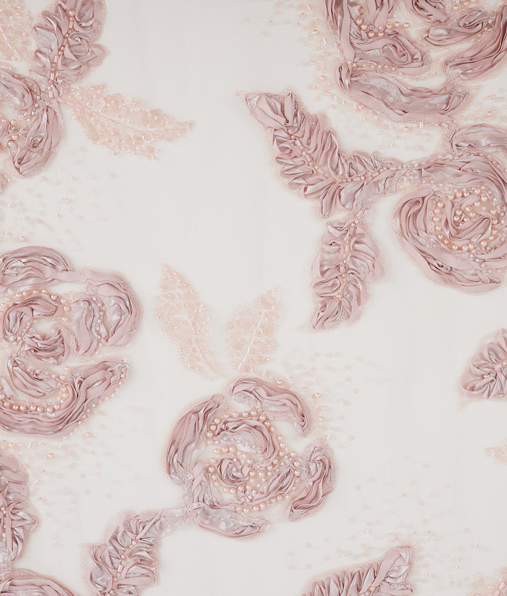 Maeve Embroidery Fabric (25DY03174)