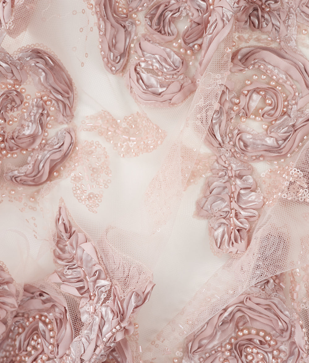 Maeve Embroidery Fabric (25DY03174)